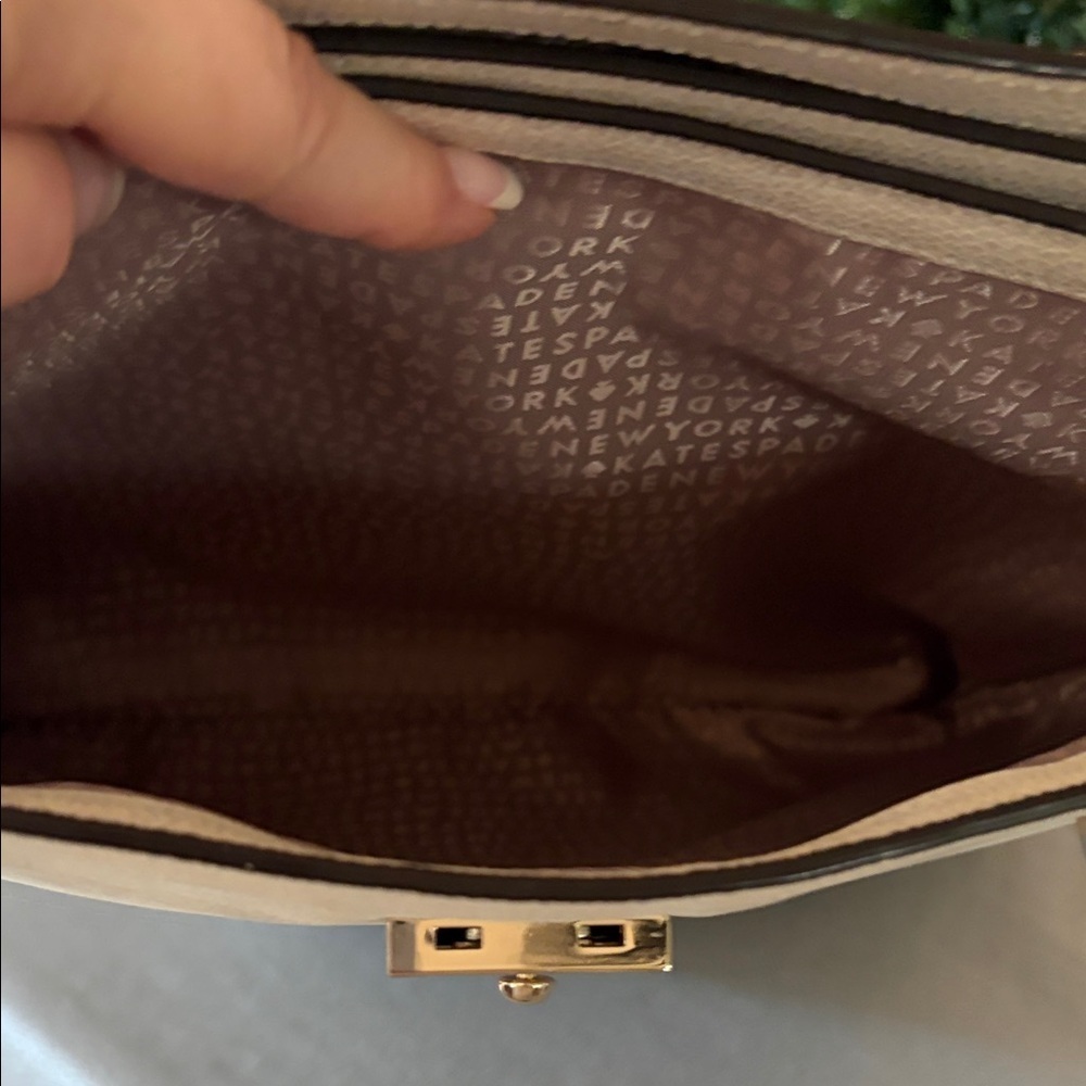 Kate Spade New York leather women’s Natacha Lovett street ivory satchel. - Picture 6 of 7